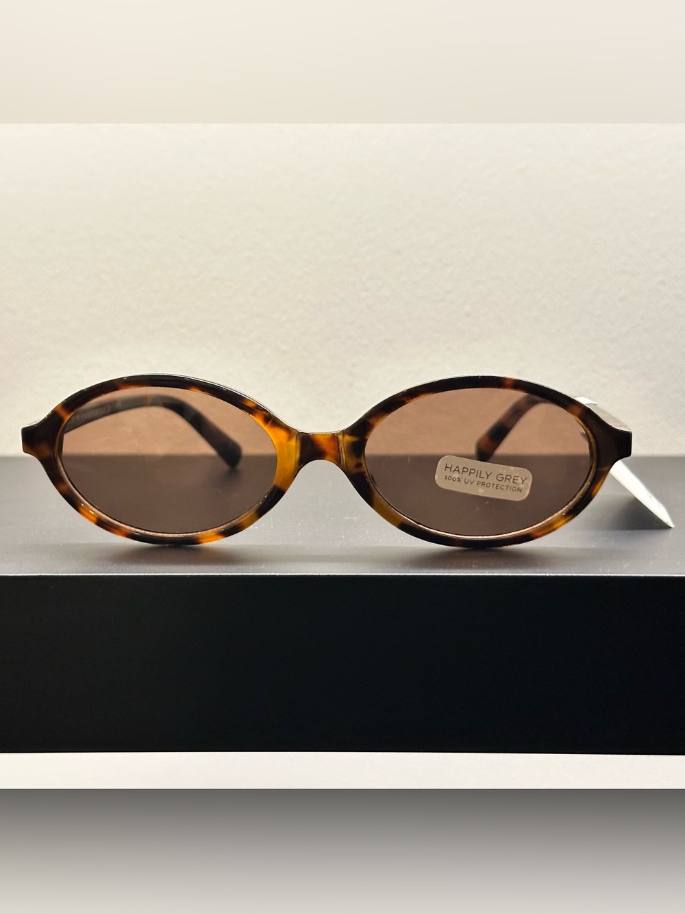 Happily Grey Women’s Tortoiseshell Oval Sunglasses - Brown